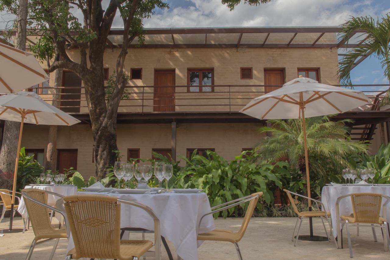 Hotel San German จีราร์ดอท ภายนอก รูปภาพ